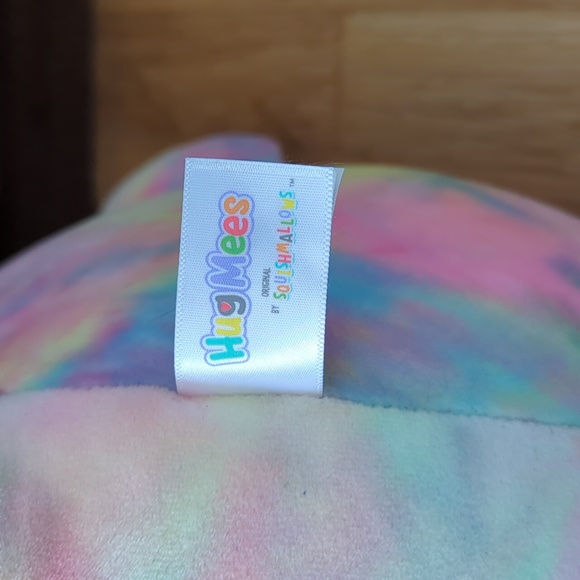 2023 large Kellytoy Hug Mee Tinley axolotl Squishmallow tie-dye - Picture 7 of 8